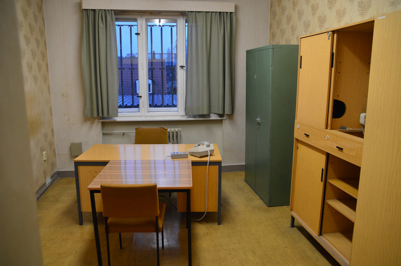 Dawne więzienie Stasi Hohenschoenhausen w Berlinie