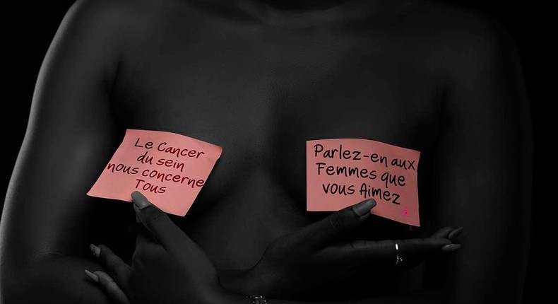 Octobre Rose : La Côte d'Ivoire se mobilise contre le cancer du sein/Kla Arts Studio