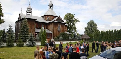 Proboszcz znęcał się nad wikarym? Parafianie oskarżają