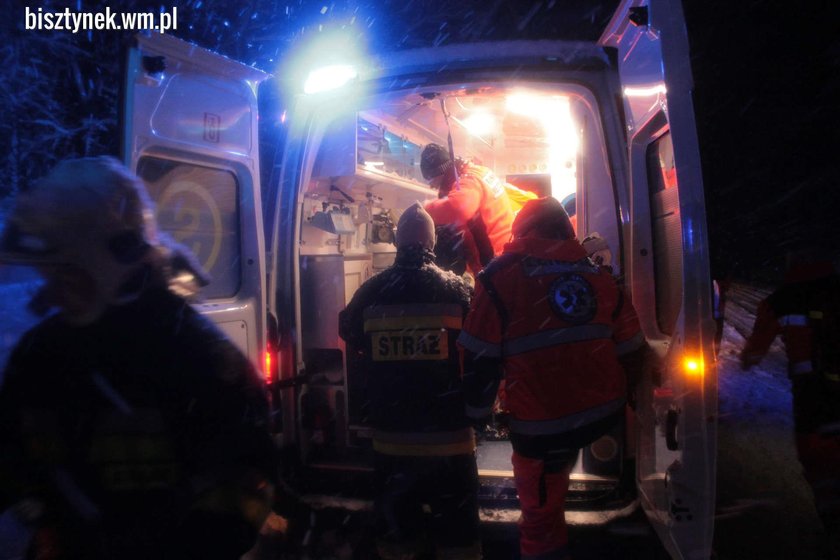 Nastolatka znaleziona w lesie, zmarła po kilku godzinach. Nowe fakty