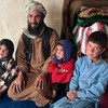 Abdul Rašid Azimi kaže da je spreman da proda jednu od njegovih ćerki da bi mogao da prehrani ostalu decu | Foto: Imogen Anderson/BBC