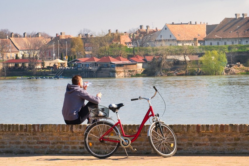 Grad se lako može obići biciklom