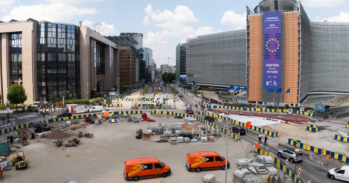 To rondo jest symbolem europejskiej jedności, a Brukseli nie stać na jego remont. Władze miasta apelują do UE Europejskiej o wsparcie