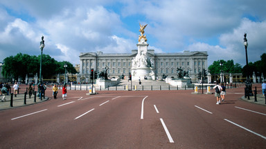 Wielka Brytania: intruz w Pałacu Buckingham chciał ukraść klejnoty królewskie