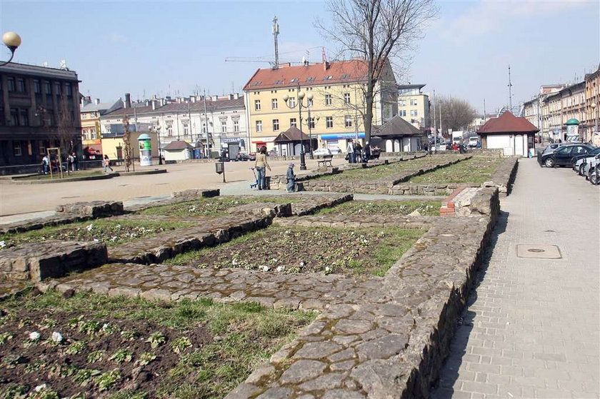 Porządek tylko pod oknem prezydenta