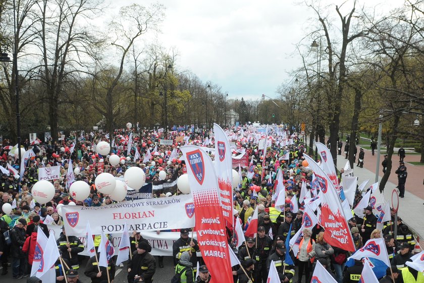 Posłanka kpiła z Polaków na emigracji, a jej córka sama pojechała za chlebem!