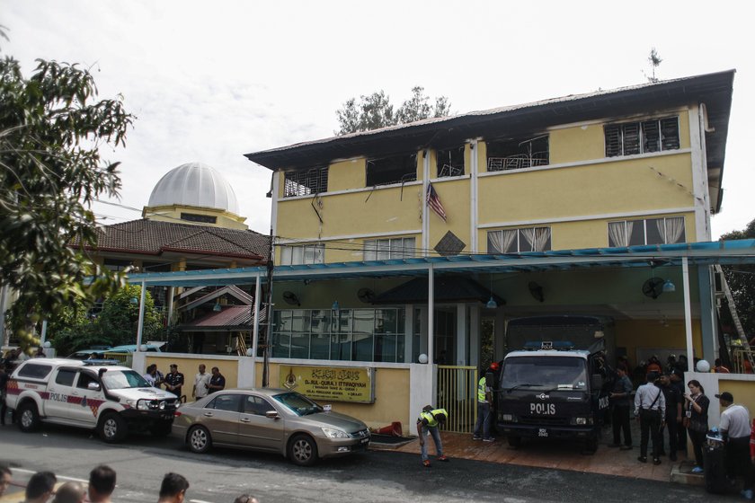 Twenty-five people dead in fire at religious school in Kuala Lumpur