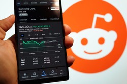 GameStop to kolos, ale na glinianych nogach [OPINIA]