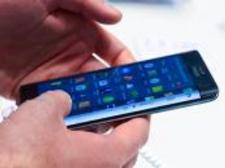 Dostęp do niejawnej łączności mobilnej dla sekretarzy i służb. Przepisy uregulują status Sieci Łączności Rządowej