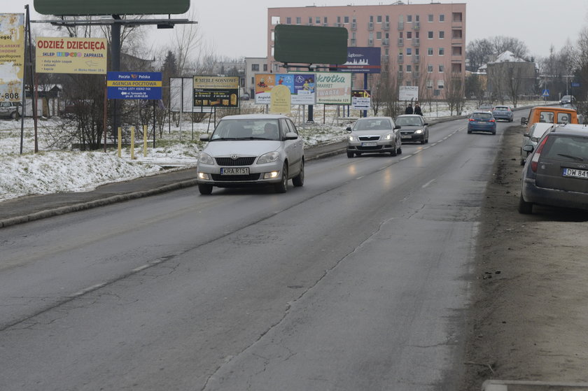 Samochody na ul. Mińskiej we Wrocławiu