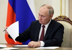 Putin zasypany wiadomościami o "straszliwym błędzie" na bezpośrednią linię