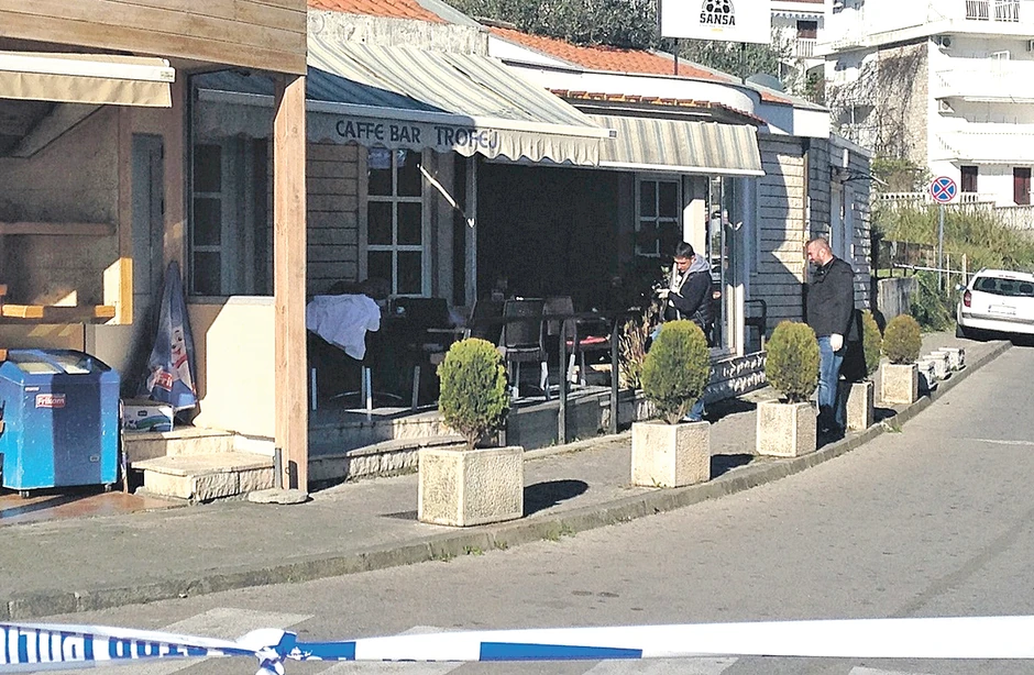 Kafić ispred koga je došlo do pucnjave