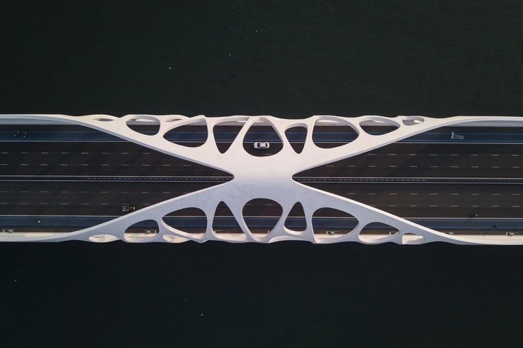 Most w Qingdao w Chinach