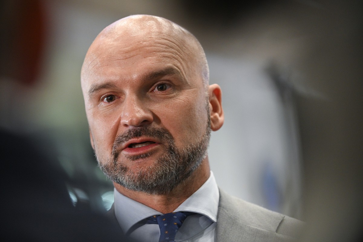 Warszawa, 07.07.2025. Pełnomocnik przedsiębiorców ds. deregulacji Rafał Brzoska podczas wydarzenia "Deregulacja. Znosimy bariery, ułatwiamy życie", 7 bm. w siedzibie Giełdy Papierów Wartościowych w Warszawie. (ad) PAP/Marcin Obara