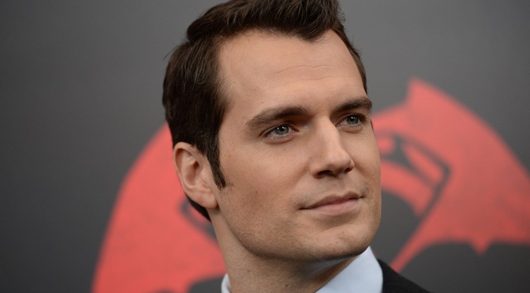 Henry Cavill kutyájának lenni a világ legjobb dolga