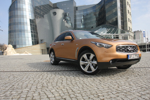 Infiniti FX50S: Chcesz okiełznać to monstrum?