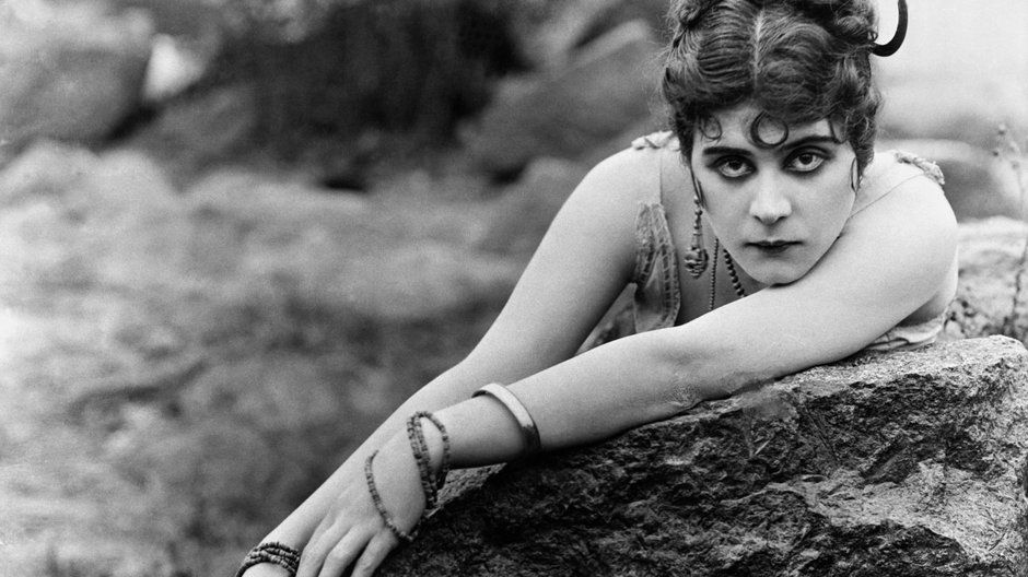 Theda Bara