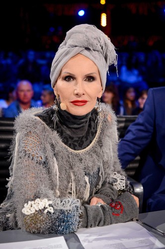 Kora w 'Must be the music'