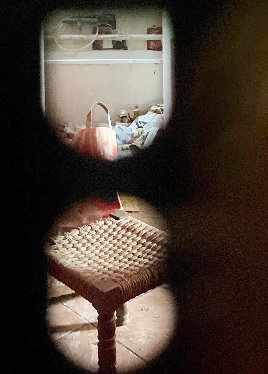 .Štrokavi stan prepun smeća u kom je devojčica pronađena 