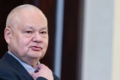 11 osób zatrudnionych na stanowisku doradcy prezesa NBP