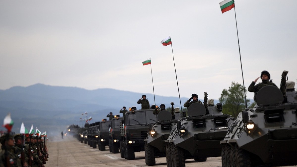 Proba vojne parade na aerodromu Dobroslavci kod Sofije, Bugarska, 3. maja 2023.