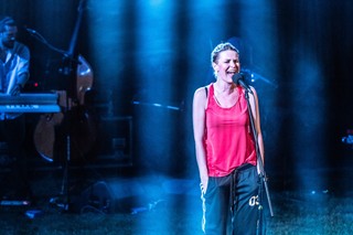 Nikt nie pytał. „Kobieta, która wpadała na drzwi”