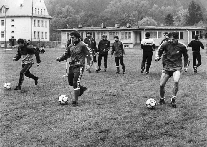 Włodzimierz Smolarek na zgrupowaniu kadry w Wiśle w 1984 roku