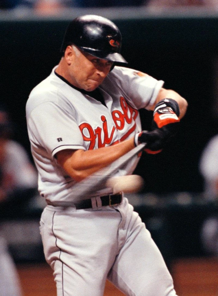 16. Cal Ripken Jr. (baseball) - 10,3 mln dol.