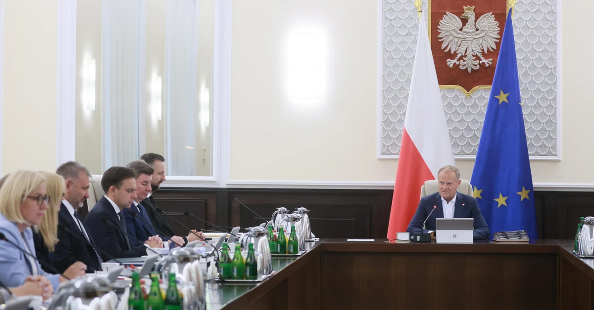 Nowy sondaż miażdży rekonstrukcję Tuska. choćby wyborcy KO nie kupują zmian