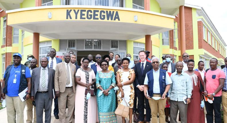 Jane Ruth Aceng with members of Kyegegwa district Ebola virus task force on Friday September 30, 2022.