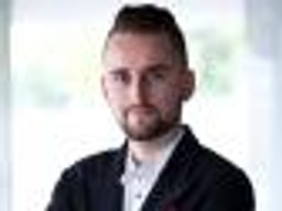 Żółciak: Samorząd nie istnieje. Przynajmniej w programie PiS [OPINIA]