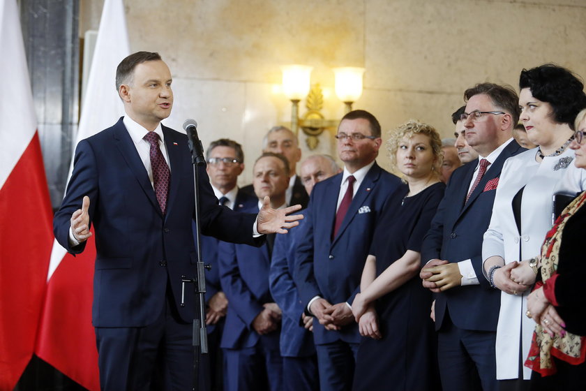 Andrzej Duda podpisał ustawę metropolitalną