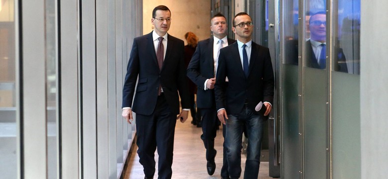 Morawiecki: Pzed 2020 rokiem powstanie wariant rozwoju kolei dużych prędkości