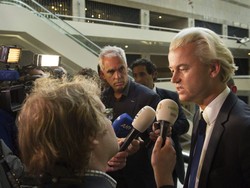 Wyciekł superważny dokument rządowy. "Naprawdę głupia pomyłka"