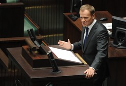 Tusk wściekły na Gowina. "Chyba się przestraszył, bo się pokajał"