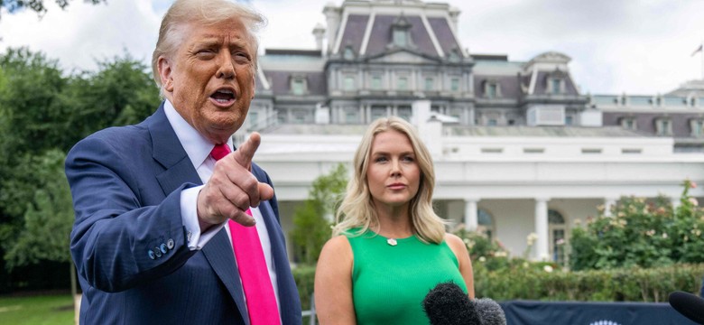 Trump "ani po stronie Ukrainy, ani Rosji". Leavitt zarzuca mediom "wyrywanie słów z kontekstu"