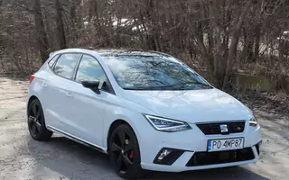 Seat Ibiza FR Black – atrapa sportowego auta