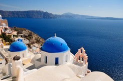 Bajkowa wyspa Santorini wyleci w powietrze? Zagrożenie na razie 'śpi' [FOTO]