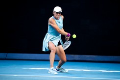 Świątek i Kubot obronili piłkę meczową i są w 1/8 finału Australian Open