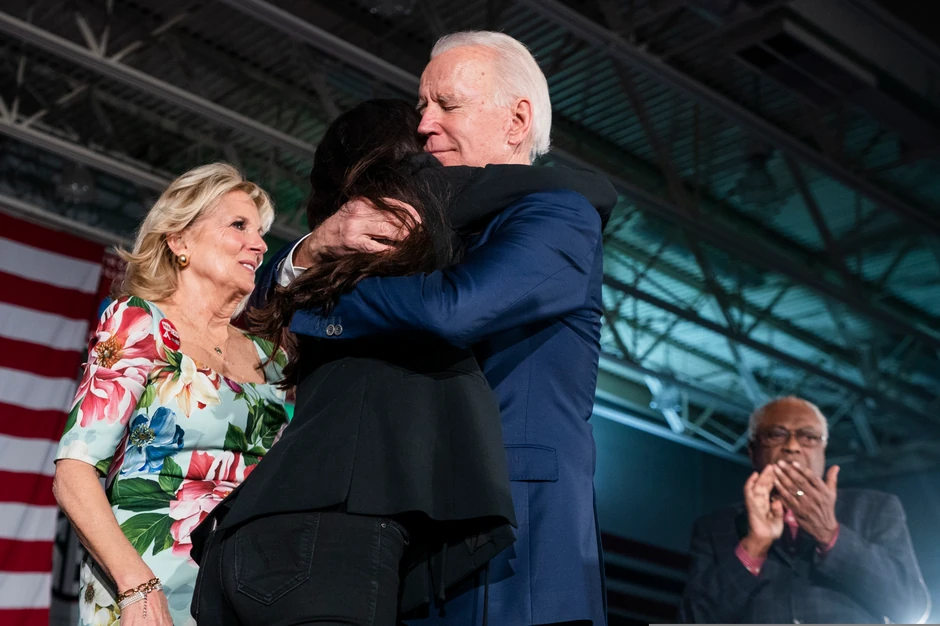 Ešli u očevom zagrljaju u februaru u Južnoj Karolini