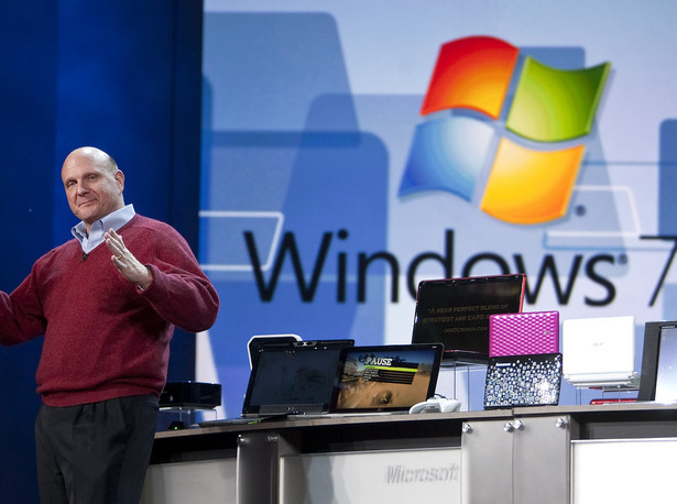 Steve Ballmer, prezes Microsoftu, zachwalał system Windows 7 na targach CES w Las Vegas