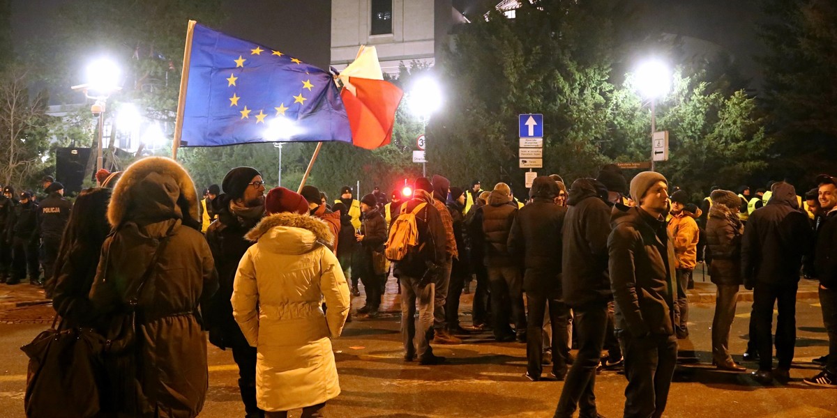 Protestowali pod Sejmem, usłyszeli zarzuty