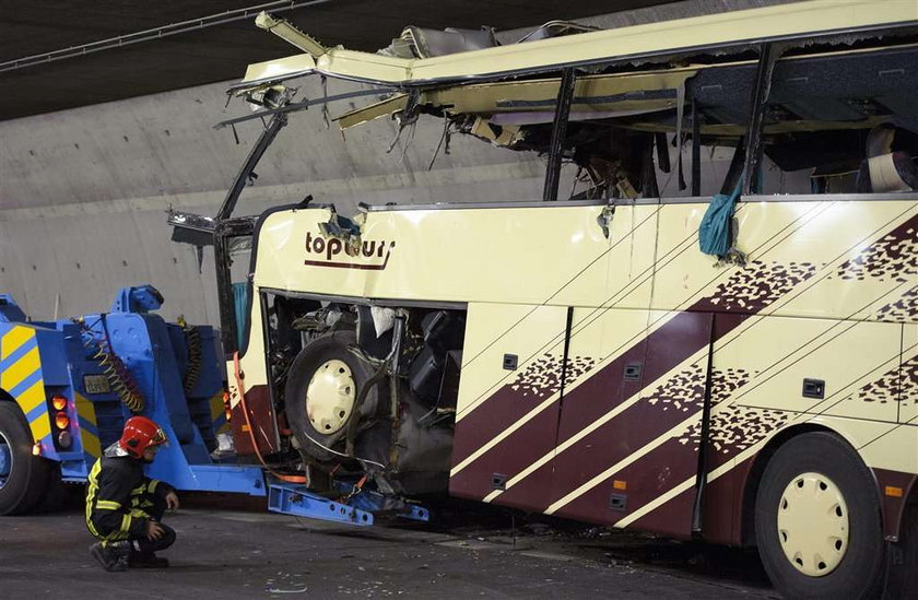 28 osób zginęło. Wypadek autobusu w Szwajcarii