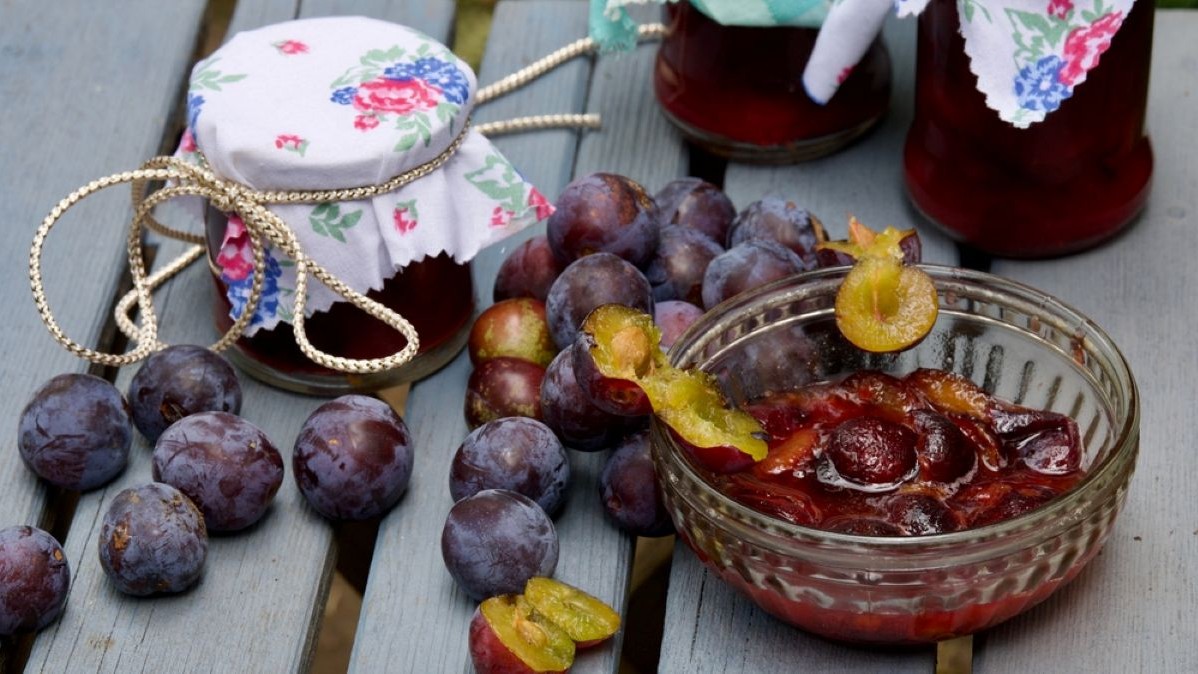   Cât timp se fierbe dulceața de prune 