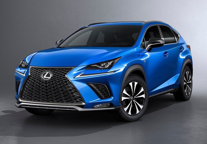 Crossovery – marki premium
Również w przypadku marek premium segment ten jest niezwykle popularny wśród klientów wybierających samochody hybrydowe. W okresie od stycznia do czerwca 2017 roku zarejestrowano w Polsce 338 egzemplarzy. W większości przypadków (336 sztuk) był to Lexus NX, którego ceny zaczynają się od 196 tys. zł. Pozostałe dwie rejestracje to Mercedes GLE (od 354 tys. zł).