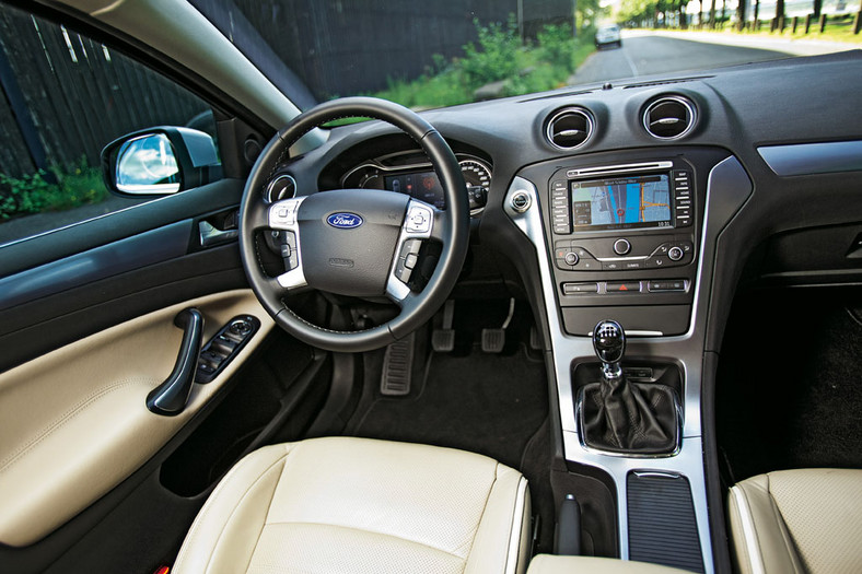 Ford Mondeo: VW Passat na celowniku
