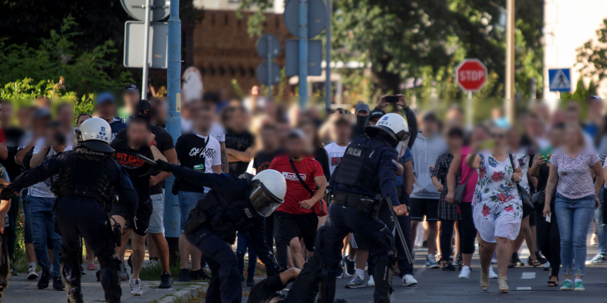 Zamieszki podczas protestu po śmierci Bartka S. w Lubnie. 