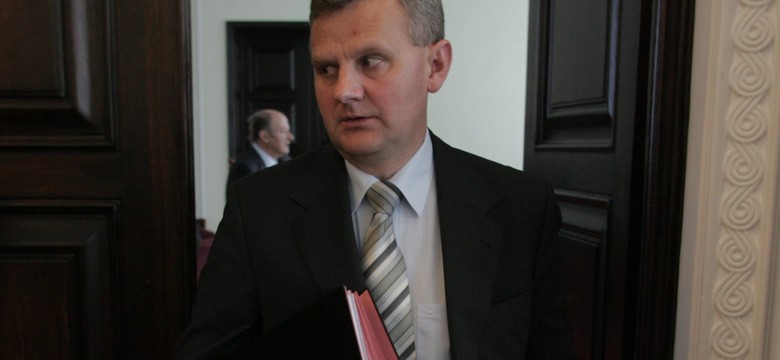 Minister skarbu jest gotów bronić w sądzie bronić przejęcia Energi przez PGE