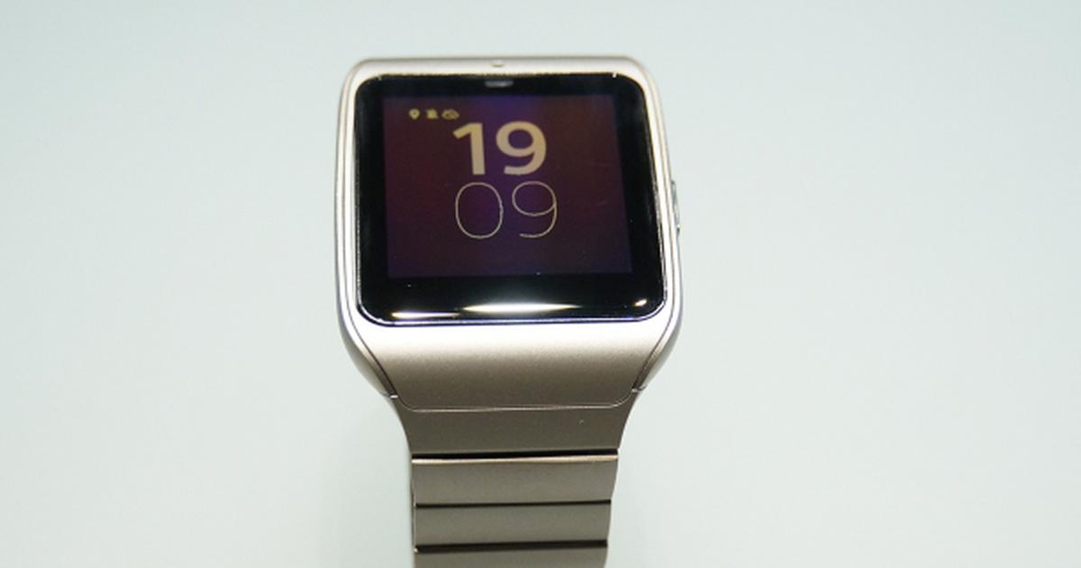 Hands-on: Sony SmartWatch 3 Stainless Steel | TechStage