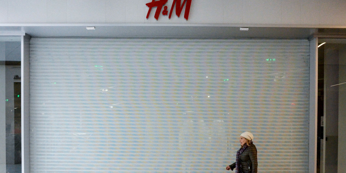 Sieć H&M definitywnie wychodzi z Rosji.